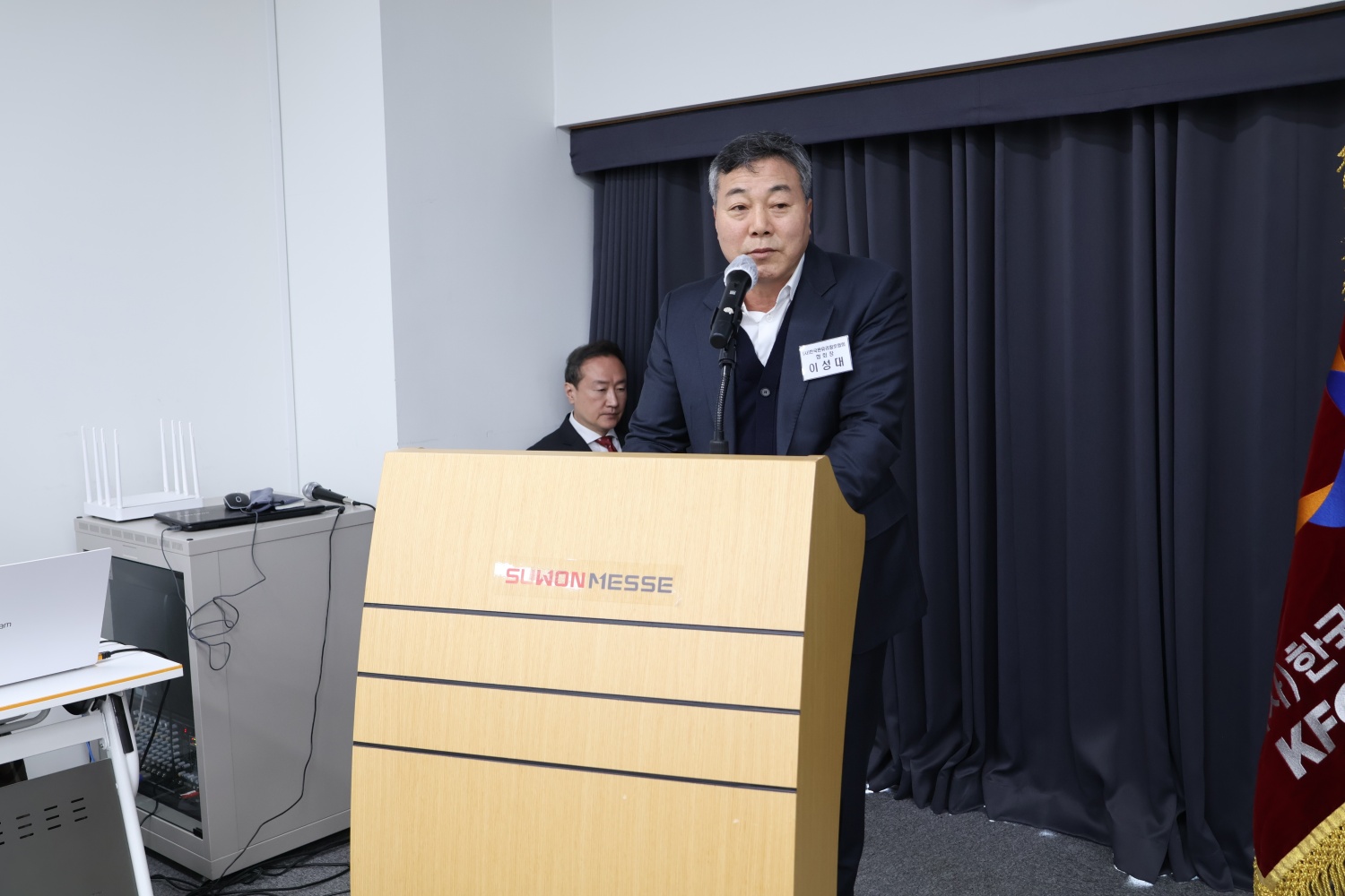 제19기 정기총회 (2).jpg